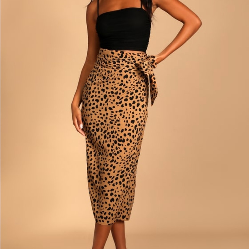 Lulus cheetah print wrap skirt never worn